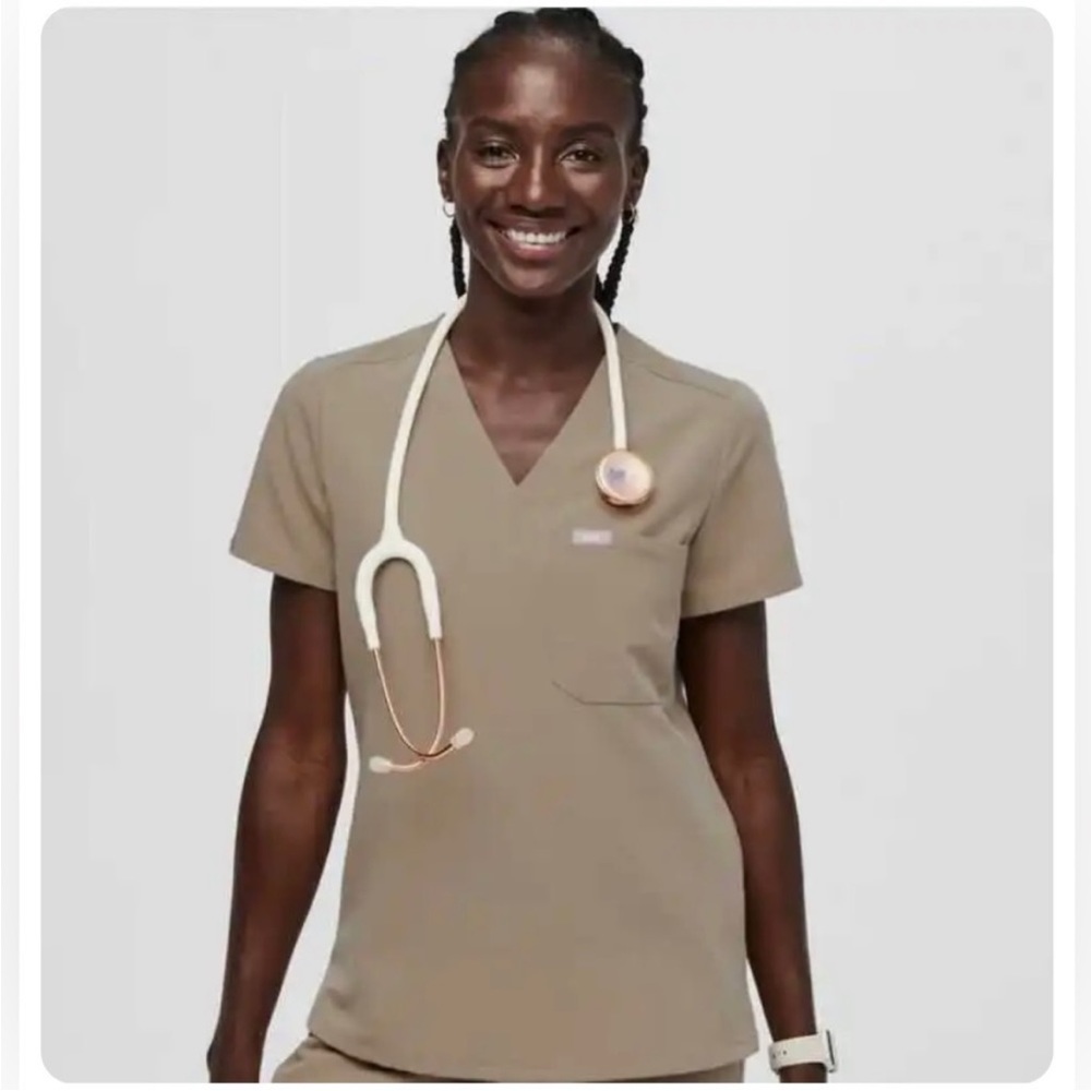 Figs Caterina Top and Zamora Joggers in Latte - Size L / XL